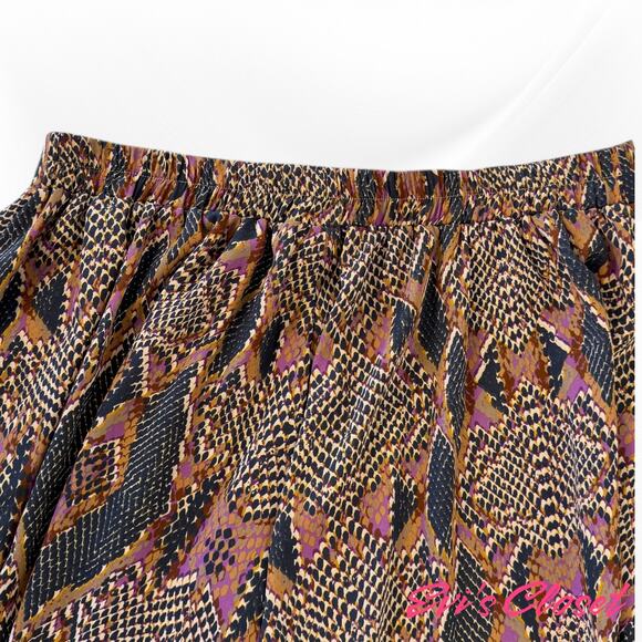 Adriane Women's Snake Print Shorts Wide Leg BOHO Charcoal Brown Sz 20 NWT - Picture 5 of 6